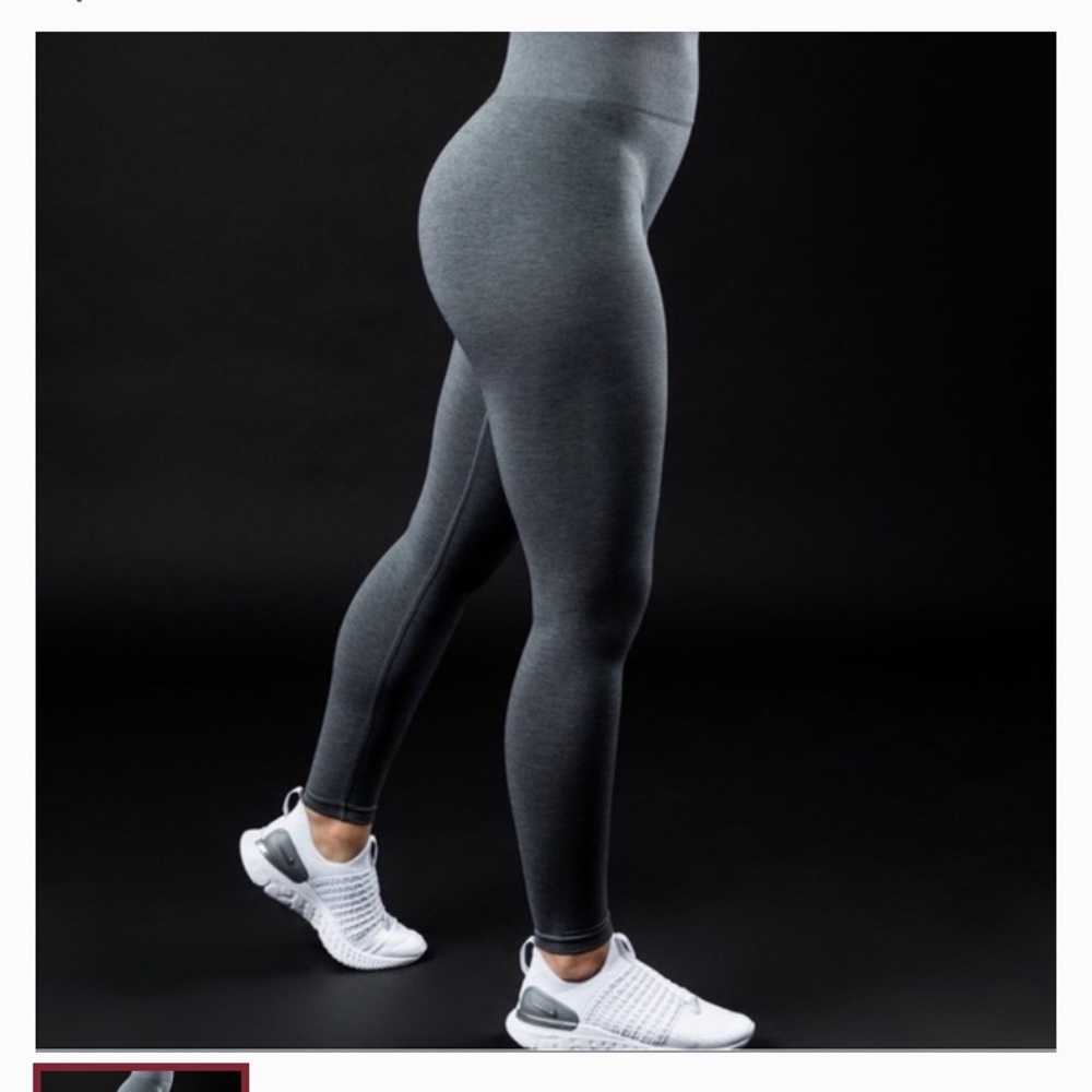 ISO titanium amplify leggings xs. Please help me with my addiction